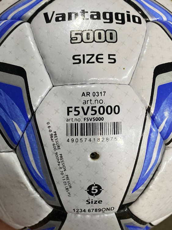 توپ فوتبال برند molten 5000 سایز ۵