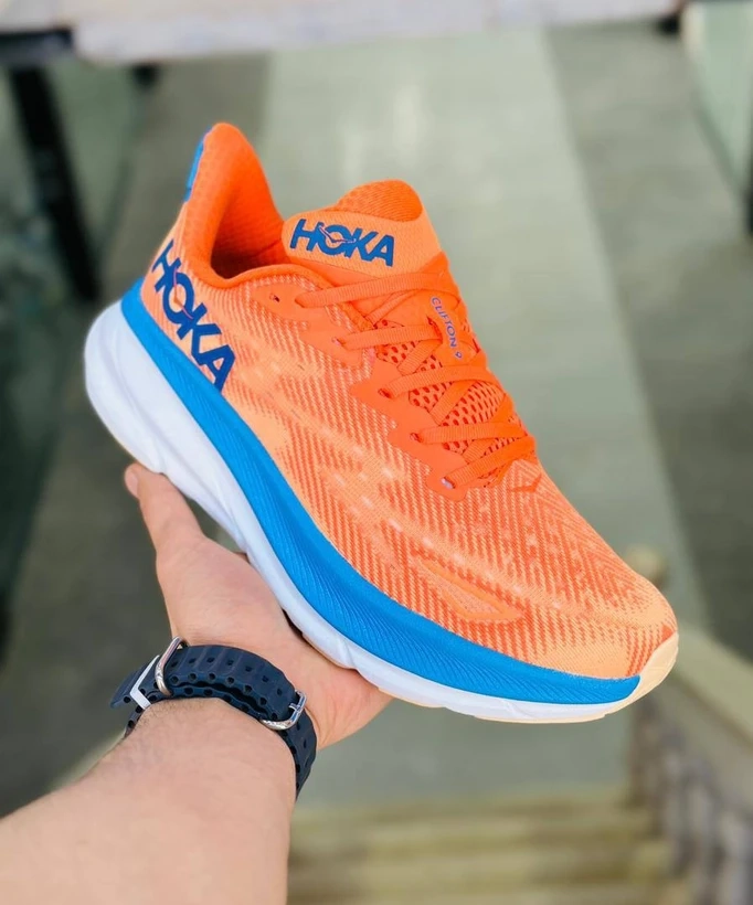 کتونی هوکا کلیفتون ۹ ویتنام وارداتی سایز ۴۰ تا ۴۵ ،تنوع در ۸ رنگ جذاب /hoka clifton 9