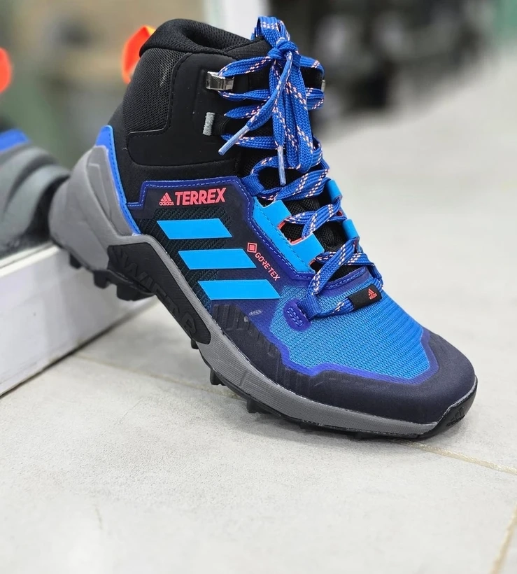 کتونی ادیداس گورتکس وارداتی ویتنام مستر کوالیتیA.سایز ۴۰ تا ۴۵ / Adidas Terrex Trailmaker