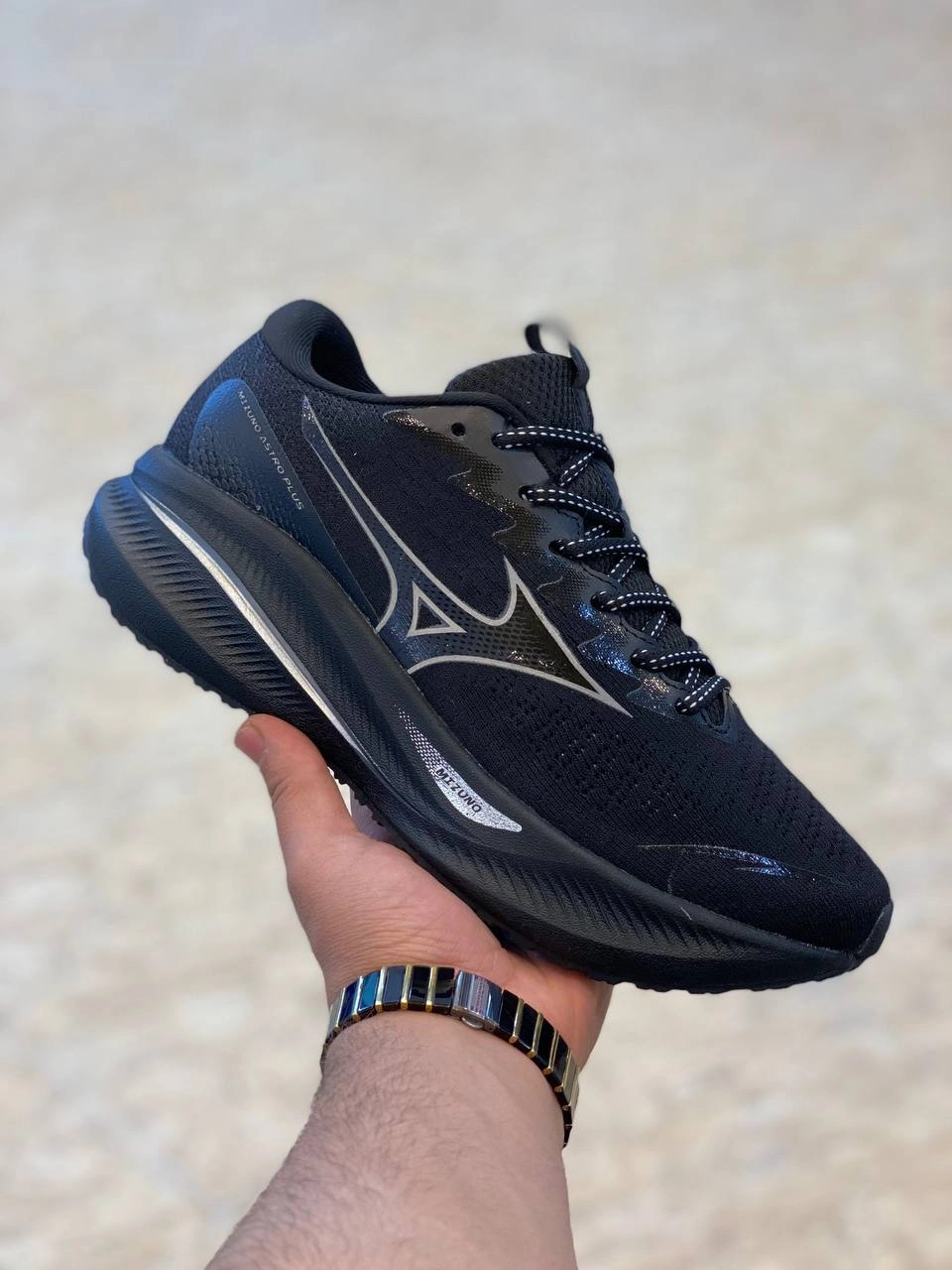 کتونی میزانو مستر کوالیتی a,سایز ۴۰ تا ۴۵ تنوع رنگ/mizuno Astro plus