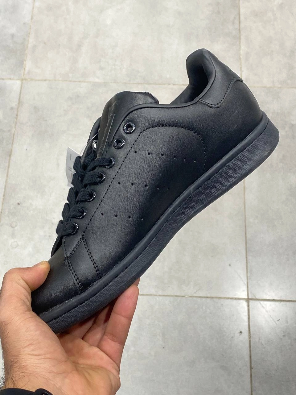 کتونی ادیداس ویتنامی/سایز۳۸ الی ۴۵/پنج رنگ جذاب/adidas stansmith