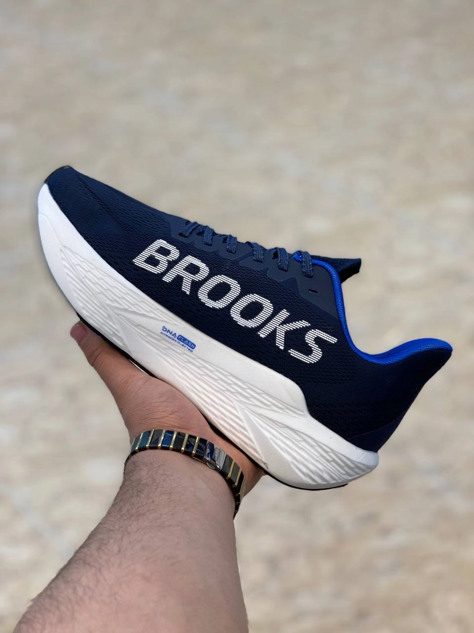 کتونی بروکس ویتنامی مسترکوالیتی/سایز ۴۰ الی ۴۵/هفت رنگ جذاب/Brooks hyperion max