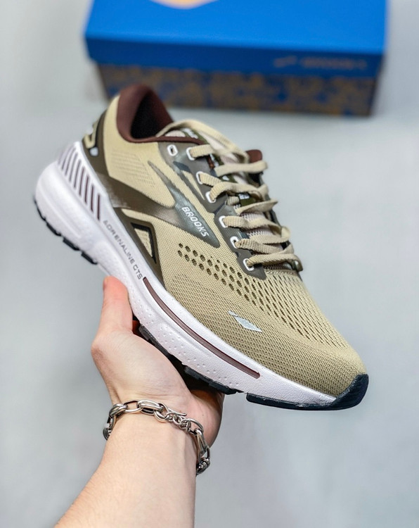 کتونی بروکس ویتنامی مسترکوالیتی/سایز 42 الی 45/Brooks Adrenalin GTS 23