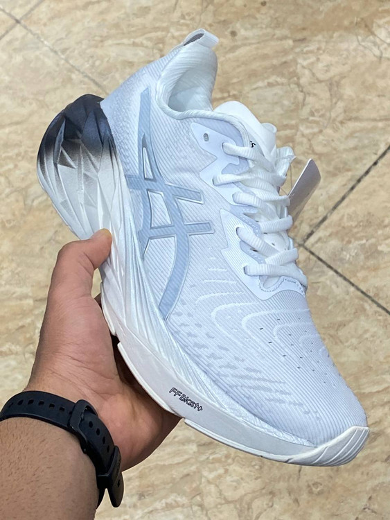 کتونی اسیکس نوا بلاست ویتنامی/سایز ۴۱ الی ۴۵/Asics nova blast4