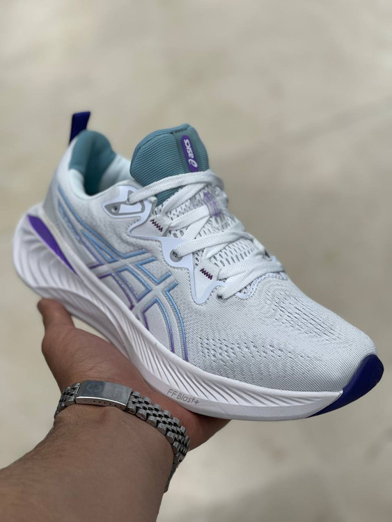 کتونی اسیکس وارداتی/سایز ۳۷ الی ۴۰/رنگ بندی جذاب/Asics Gel Cumulus