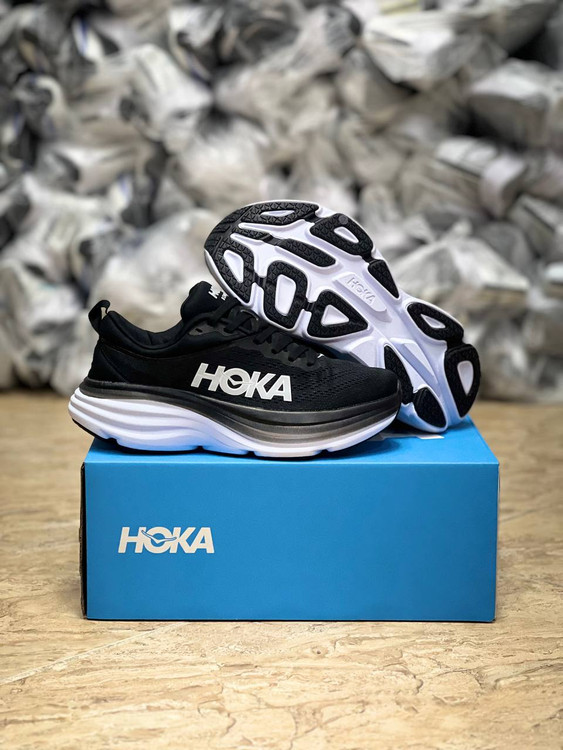 کتونی رانینگ ویتنامی هوکا باندی ۸ / hoka bondi 8 وارداتی