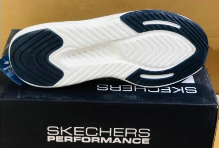 کفش طبی اسکیچرز مدل Max Cushion/سایز 40 الی 45/رنگ بندی دارد/Skechers Max Cushion