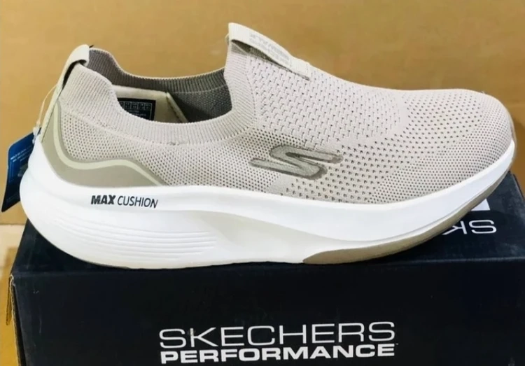 کفش طبی اسکیچرز مدل Max Cushion/سایز 40 الی 45/رنگ بندی دارد/Skechers Max Cushion