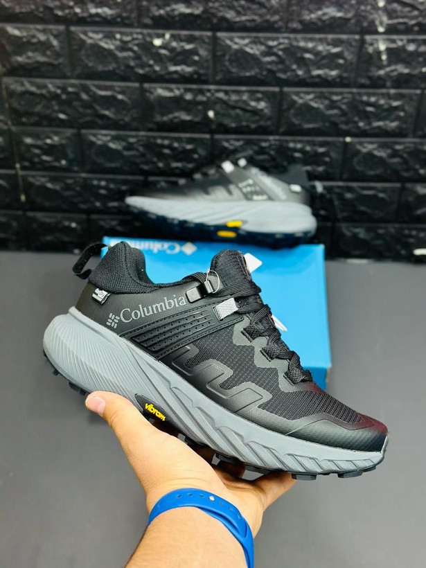 کتونی کلمبیا زیره ویبرام ویتنامی/سایز ۴۰ الی ۴۵ رنگ بندی دارد/columbia vibram