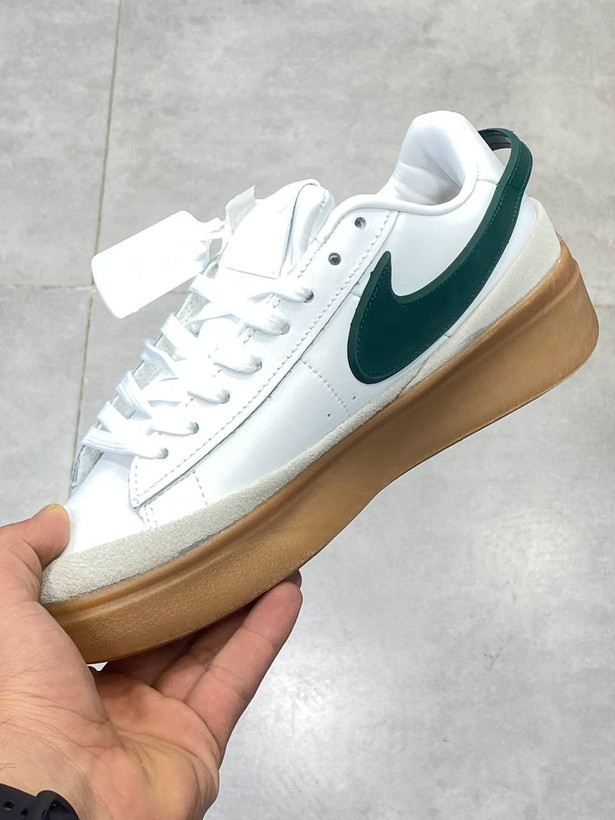 کتونی نایک بلیزر کف تخت کلاسیک/سایز ۴۰ الی ۴۵/رنگ بندی دارد/ Nike Blazer Phantom