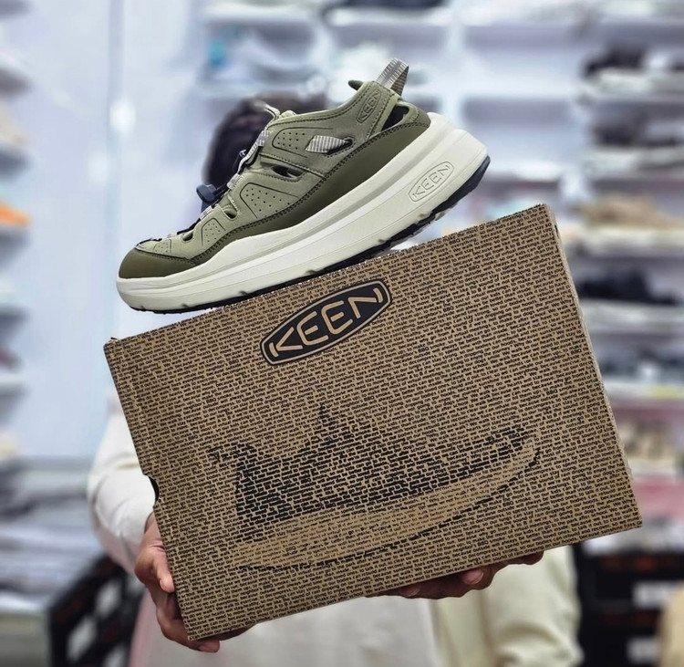 صندل خارجی برند کن /keen wk450