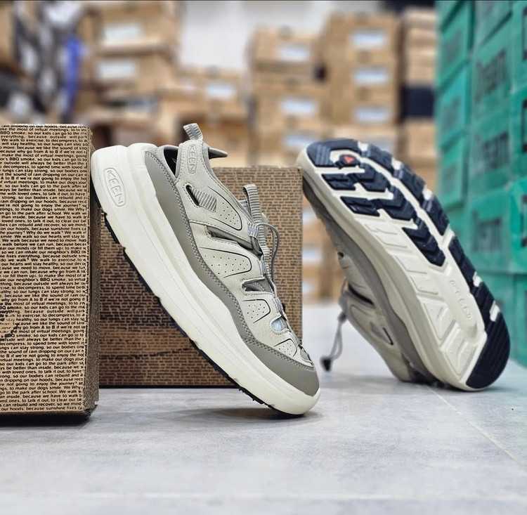 صندل خارجی برند کن /keen wk450