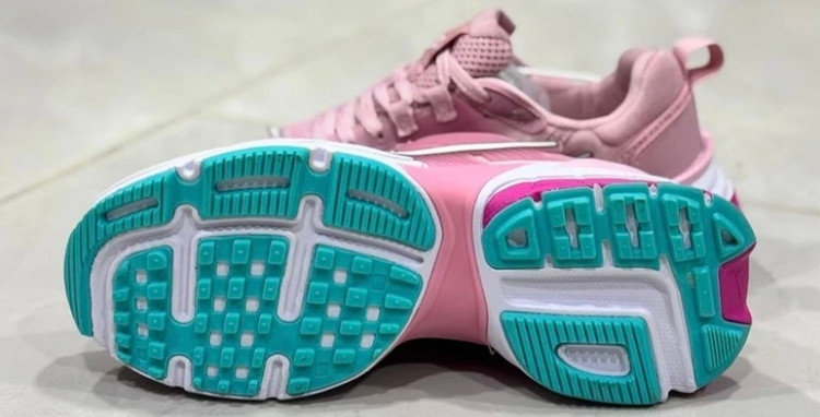 کتونی ویتنامی نایک مسترکوالیتی/ست زنانه و مردانه/رنگ بندی جذاب/Nike V2k Run