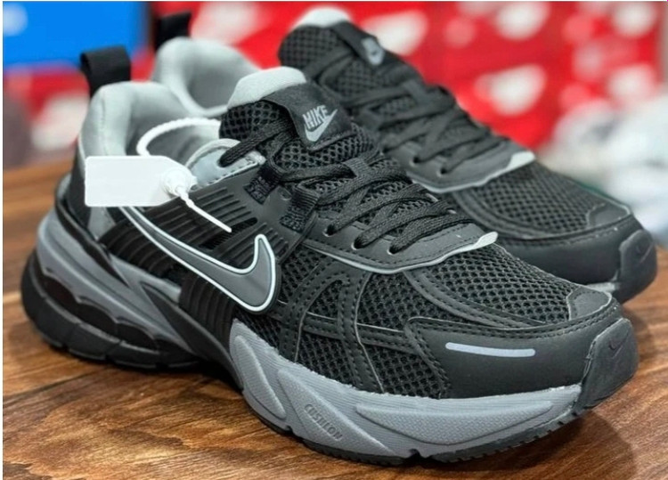 کتونی ویتنامی نایک مسترکوالیتی/ست زنانه و مردانه/رنگ بندی جذاب/Nike V2k Run