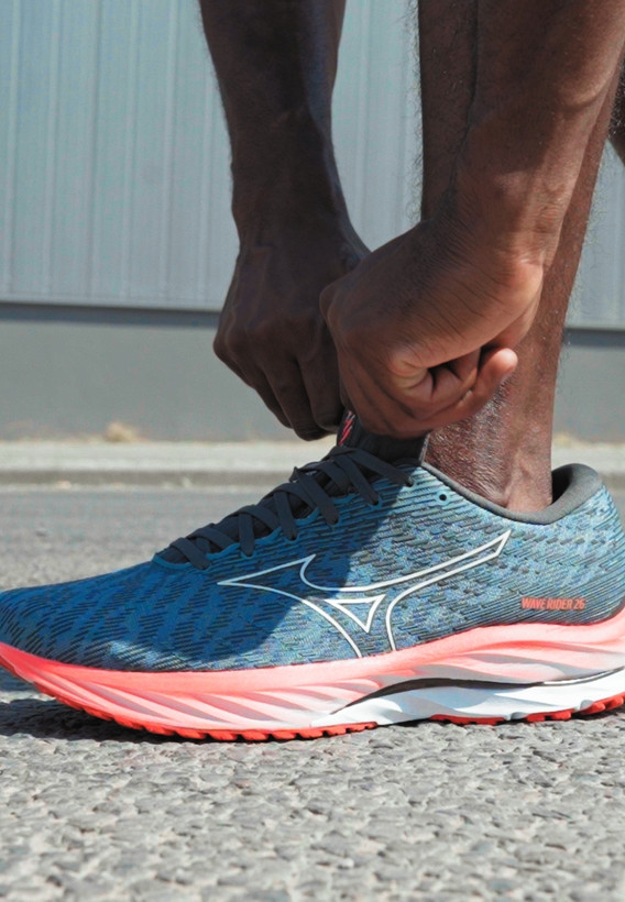 کتونی میزانو وارداتی ویتنام سایز ۴۰ تا ۴۵ /mizuno wave rider 26