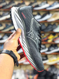 کتونی میزانو وارداتی ویتنام سایز ۴۰ تا ۴۵ /mizuno wave rider 26
