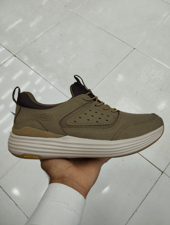 کتونی اسکیچرز ویتنامی وارداتی/دو رنگ زیبا/سایز 40تا 45/Skechers Max Cushions