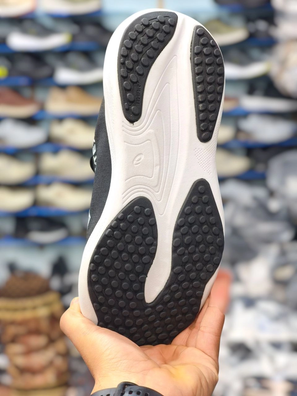 کتونی اسیکس گورتکس ویتنامی مسترکوالیتی/سایز ۴۱ الی ۴۵/Asics Goretex PureGEL