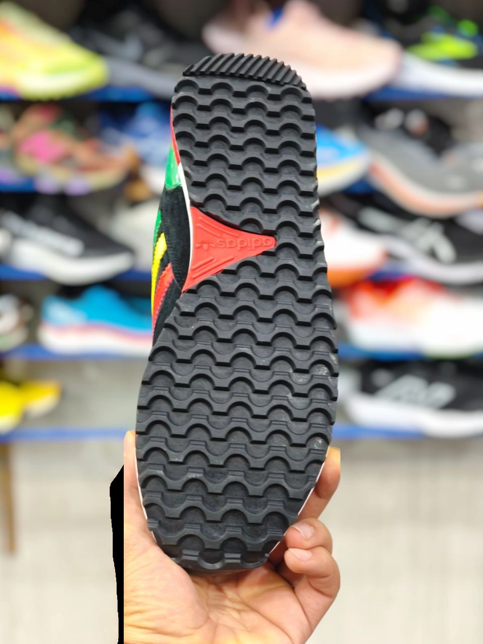 کتونی آدیداس زدایکس ۷۵۰ ویتنامی وارداتی/رنگ بندی و سایز بندی کامل/ Adidas Zx750