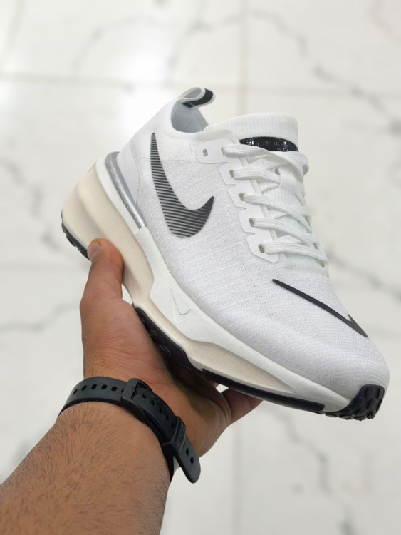 کتونی نایک زوم ایکس ویتنامی وارداتی/سایز 40,41,42/Nike ZoomX Inviciblie Run3