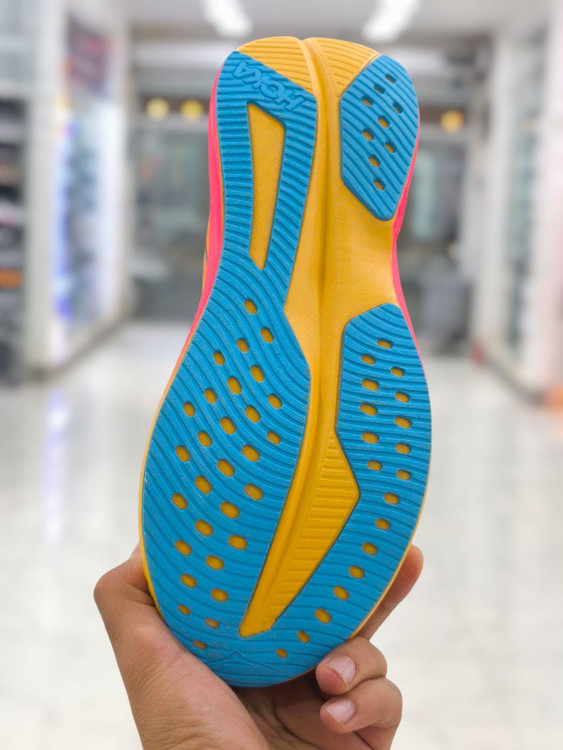 کتونی هوکا مارچ 6 ویتنامی وارداتی/سایز 40,41,42,43,44,45/Hooka March 6