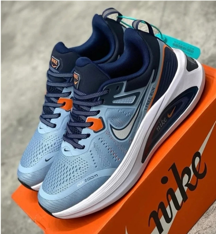 کتونی نایک ایر زوم وینفلو ویتنامی وارداتی/سایز 40,41,42,43,44,45/Nike Air Zoom Winflo