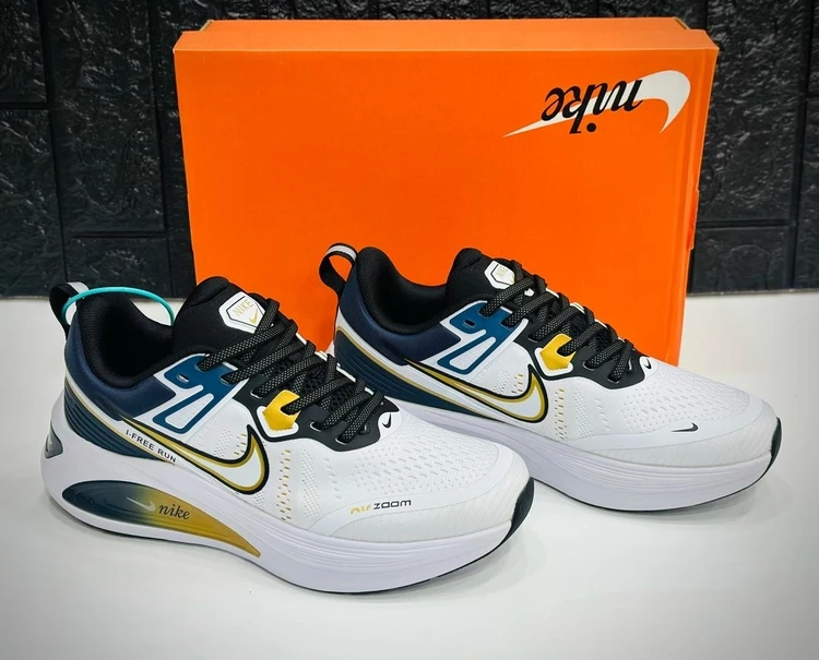 کتونی نایک ایر زوم وینفلو ویتنامی وارداتی/سایز 40,41,42,43,44,45/Nike Air Zoom Winflo