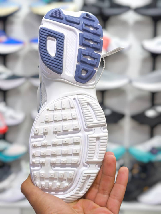 کتونی ویتنامی نایک مسترکوالیتی/سایز 36 الی 45/رنگ بندی جذاب/Nike V2k Run