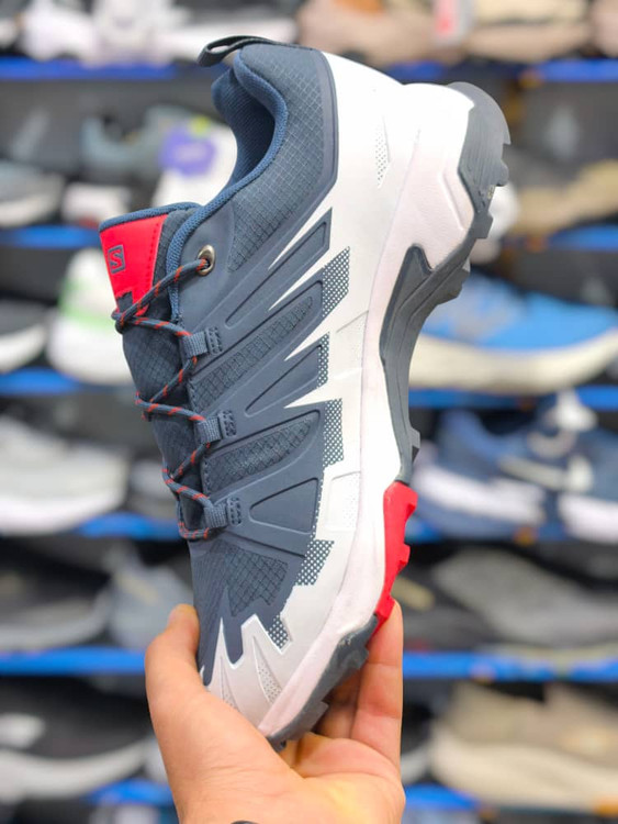 کتونی سالامون تریل رانینگ ویتنام وارداتی/ سایز 40 الی 45/Salomon trail running