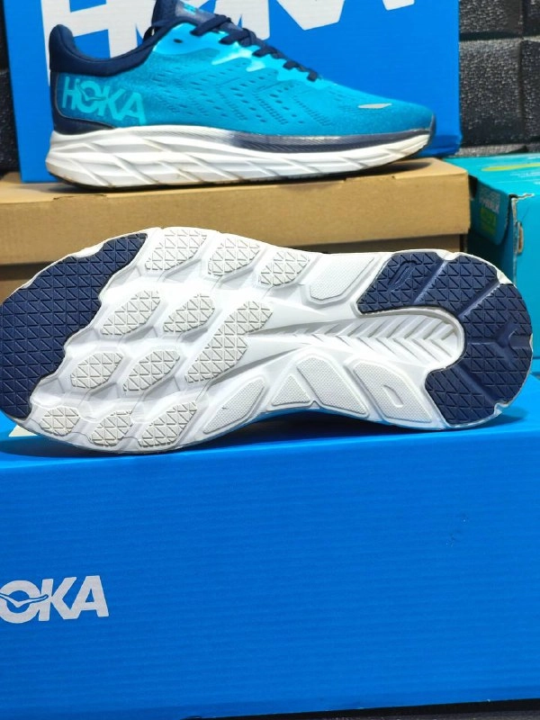 کتونی هوکا کلیفتون 8 ویتنامی وارداتی/سایز 40,41,42/Hoka Clifton 8