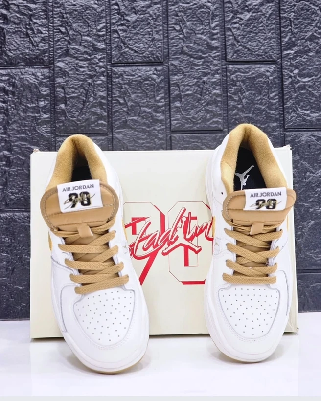 کتونی نایک ایر جردن 90 ویتنامی وارداتی/سایز 40,41,42,43,44,45/Nike Air Jordan