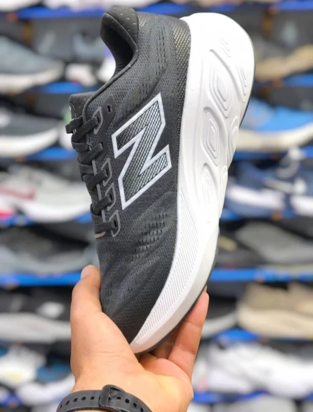 کتونی نیوبالانس ویتنامی ۸۸۰ /سایز ۴۰ الی ۴۵/فروش تک و عمده/New Balance 880