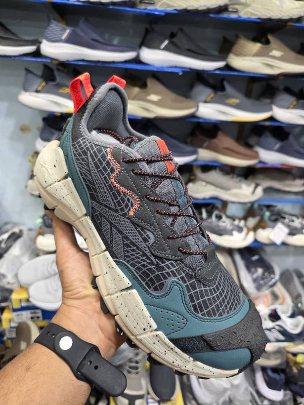 کتونی ریبوک زیگ کینتیکا 2 ویتنامی وارداتی/سایز 40,41,42,43,44,45/Reebok Zig Kinetica 2