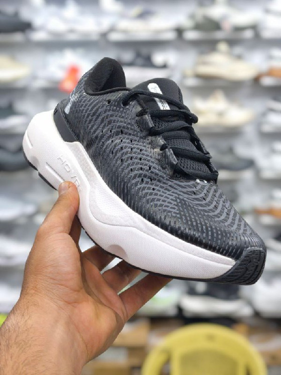 کتونی آندرآرمور ویتنامی وارداتی/سایز 40,41,42,43,44,45/Under Armour lnfinite Pro Running Shoes