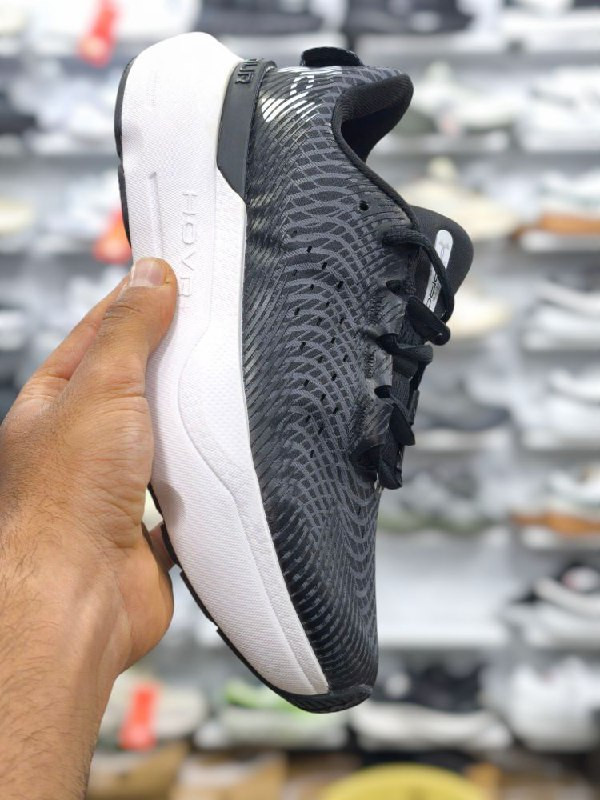 کتونی آندرآرمور ویتنامی وارداتی/سایز 40,41,42,43,44,45/Under Armour lnfinite Pro Running Shoes
