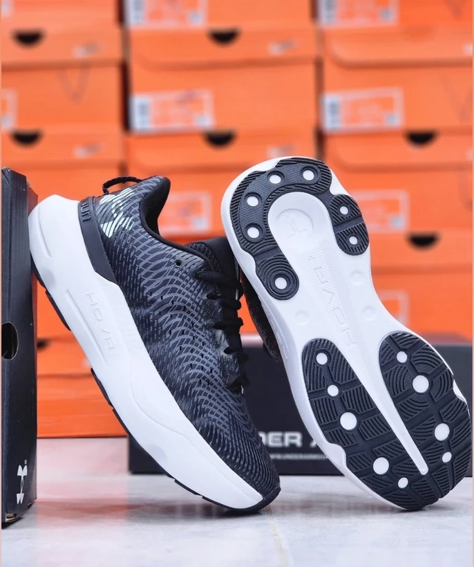 کتونی آندرآرمور ویتنامی وارداتی/سایز 40,41,42,43,44,45/Under Armour lnfinite Pro Running Shoes