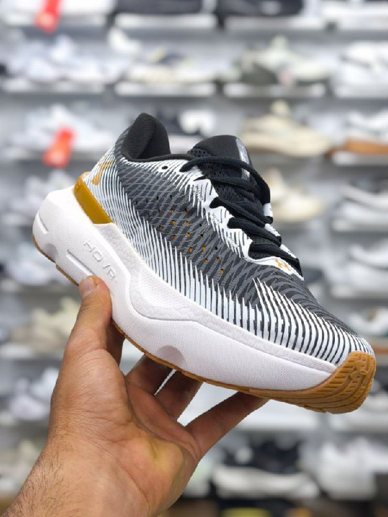 کتونی آندرآرمور ویتنامی وارداتی/سایز 40,41,42,43,44,45/Under Armour lnfinite Pro Running Shoes