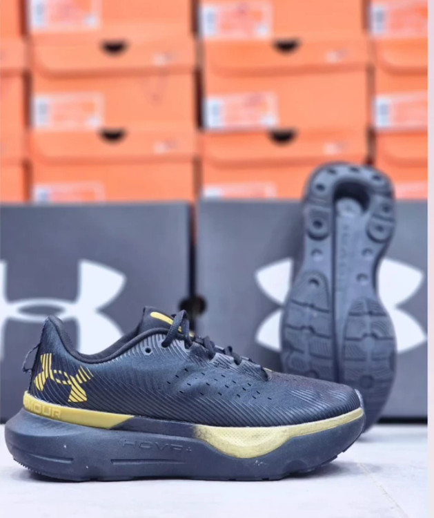 کتونی آندرآرمور ویتنامی وارداتی/سایز 40,41,42,43,44,45/Under Armour lnfinite Pro Running Shoes