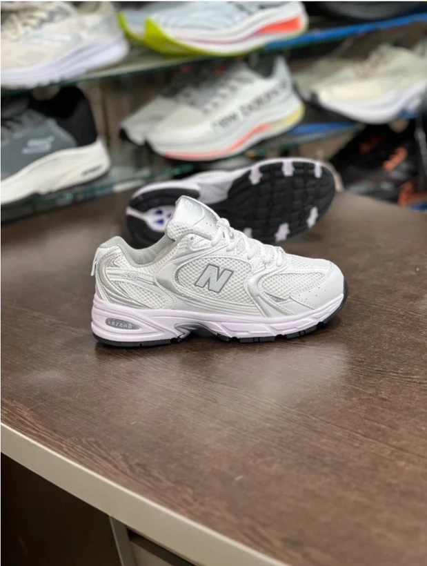 کتونی نیوبالانس 530 ویتنامی وارداتی/سایز 37 الی 45/Newbalance 530