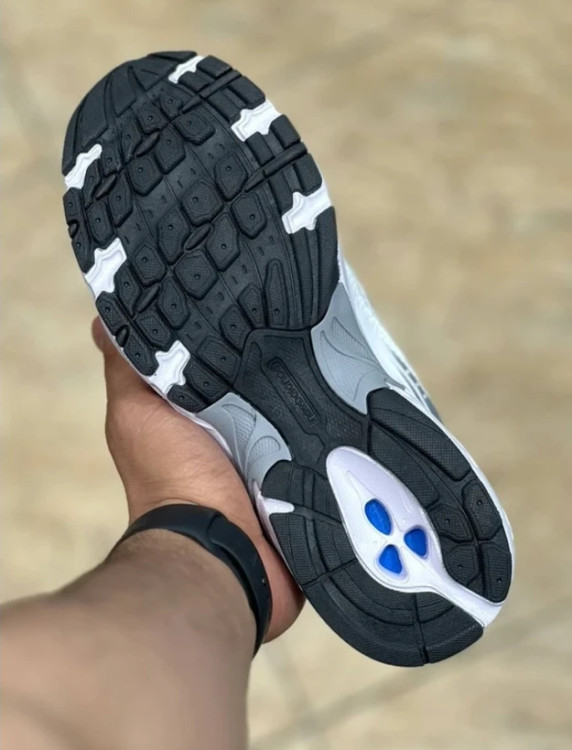 کتونی نیوبالانس 530 ویتنامی وارداتی/سایز 37 الی 45/Newbalance 530