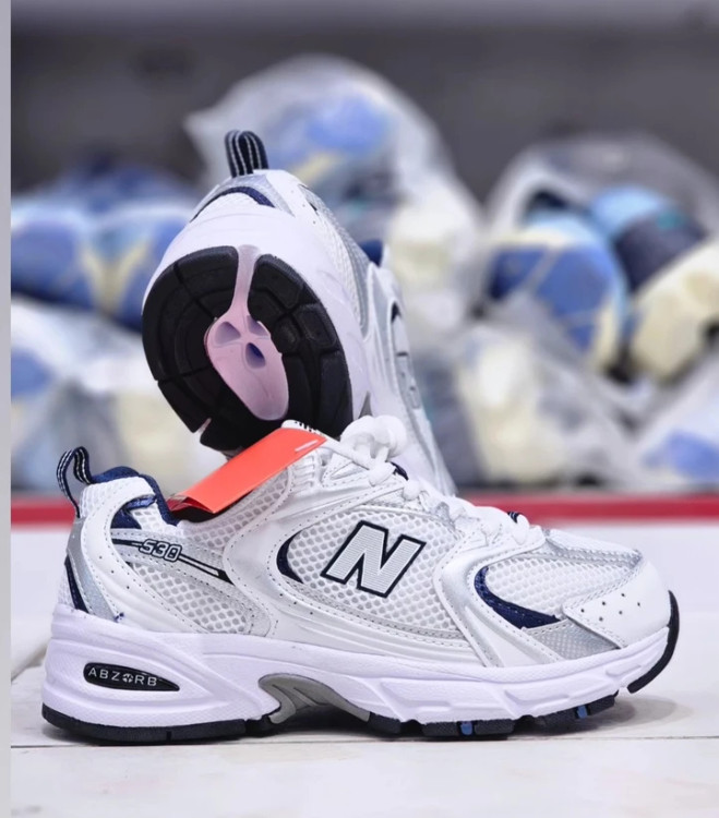 کتونی نیوبالانس 530 ویتنامی وارداتی/سایز 37 الی 45/Newbalance 530