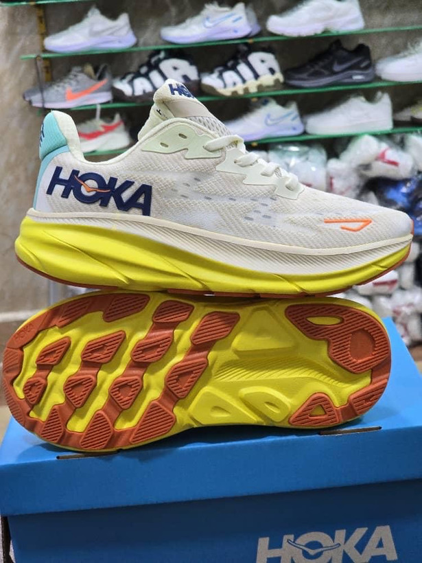 کتونی هوکا کلیفتون 9 ویتنامی وارداتی/سایز 40,41,42,43,44,45/Hoka Clifton 9