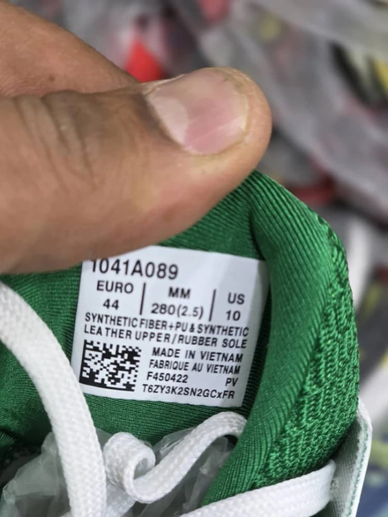 کتونی آسیکس والیبال، تنیس و پدل ویتنامی وارداتی/سایز 40,41,42,43,44,45/Asics court FF Novak LE