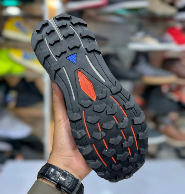 کتونی ویتنامی بروکس کاسکادیا 16 ویتنامی وارداتی/سایز 40,41,42,43,44,45/Brooks Cascadia 16