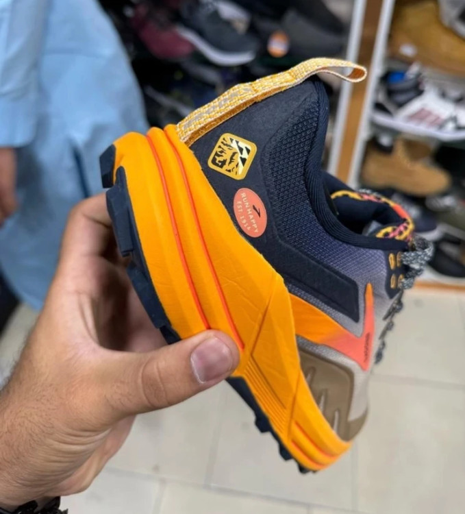 کتونی ویتنامی بروکس کاسکادیا 16 ویتنامی وارداتی/سایز 40,41,42,43,44,45/Brooks Cascadia 16