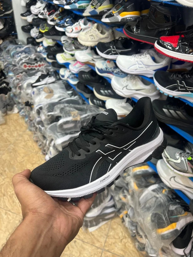 کتونی اسیکس جی تی 1000 ویتنامی وارداتی/سایز 40,41,42,43,44,45/Asics GT_1000