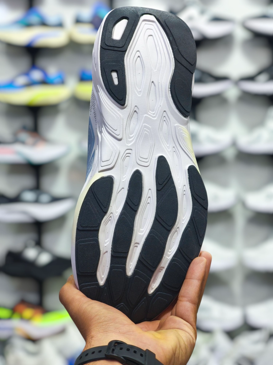 کتونی رانینگ نیوبالانس 880 ویتنامی مسترکوالیتی/رنگ بندی جذاب/ Newbalance 880 vietnam running