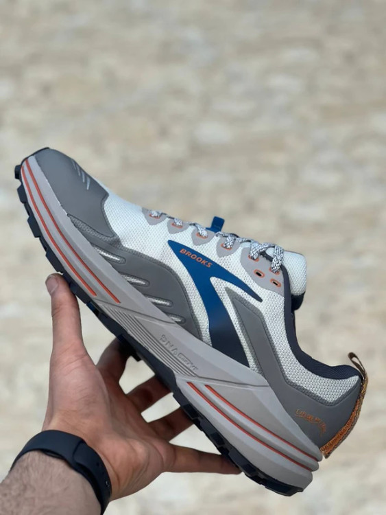 کتونی ویتنامی بروکس کاسکادیا 16 ویتنامی وارداتی/سایز 40,41,42,43,44,45/Brooks Cascadia 16