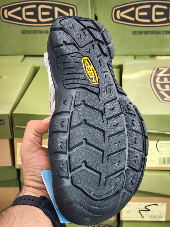 صندل مردانه کین KEEN ساخت کامبوج مدل Newport H2 – مناسب طبیعتگردی و استفاده روزمره/سایز 40 الی 45