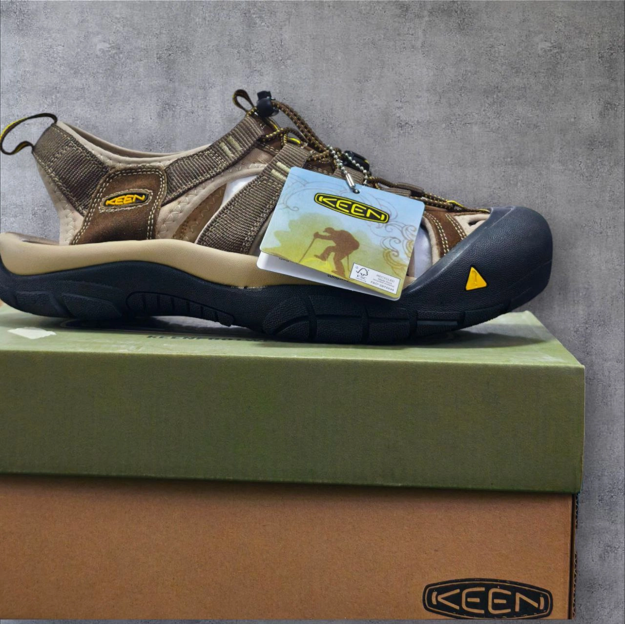 صندل مردانه کین KEEN ساخت کامبوج مدل Newport H2 – مناسب طبیعت‌گردی و استفاده روزمره/سایز 40 الی 45